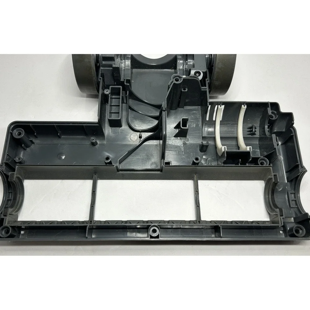 Shark Navigator NV105 26 Replacement Part Bottom Soleplate With Wheels Brush Bar